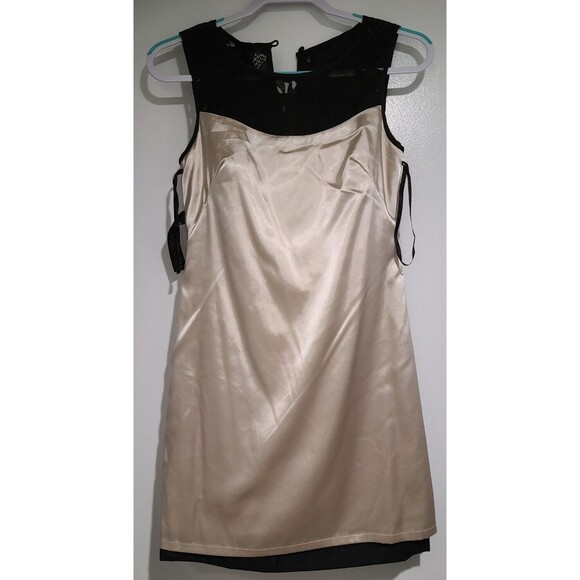 WHBM Sleeveless Lace Cocktail Dress from Iconic Black Dress Collection Size 0 - Picture 5 of 10